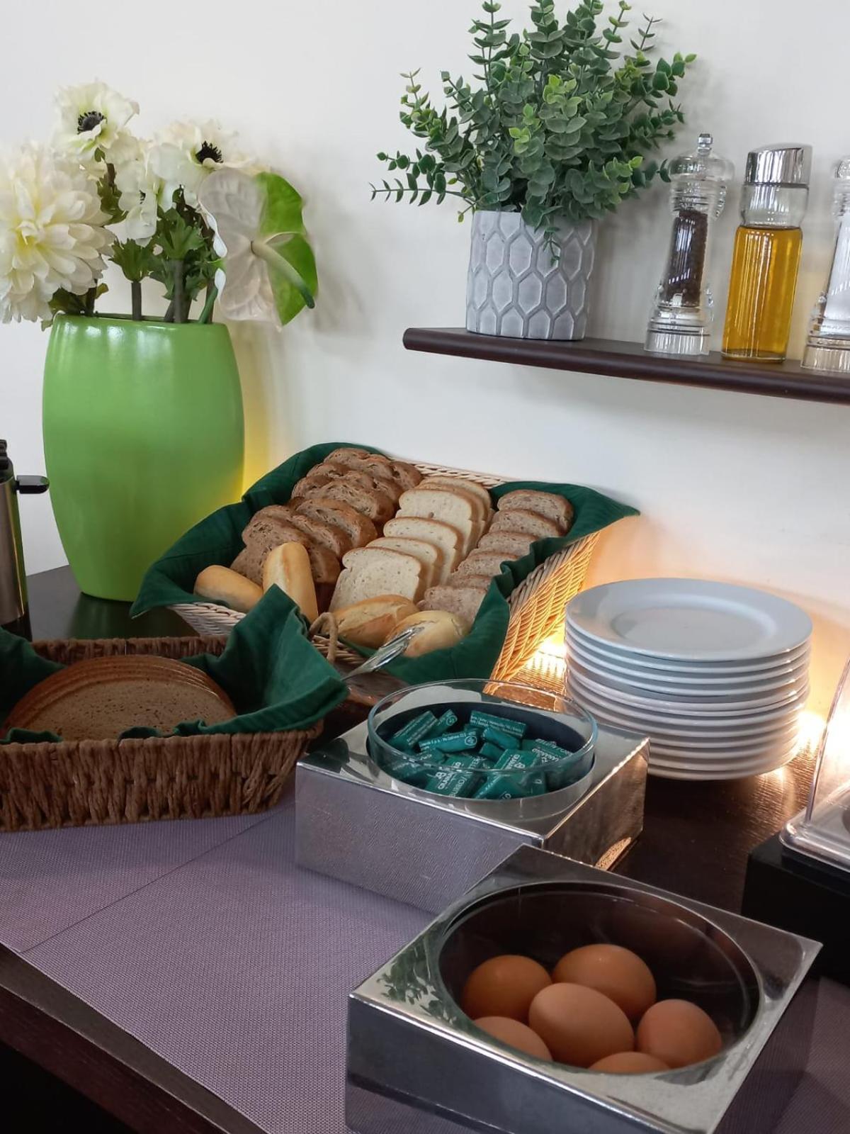 Life Sport Hotel Mentana Екстер'єр фото